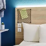 Hotelf1 Courtaboeuf *