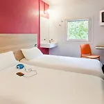 Hotelf1 Courtaboeuf Hotel