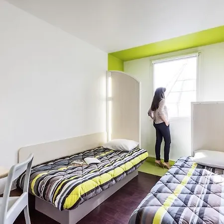 Hotell Hotelf1 Courtaboeuf *