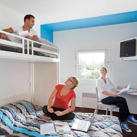 Otel Hotelf1 Courtaboeuf