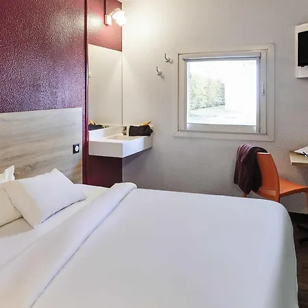 Hotel Hotelf1 Courtaboeuf Les Ulis