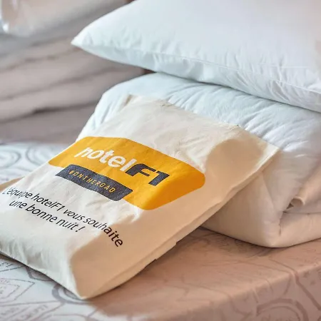 Hotell Hotelf1 Courtaboeuf