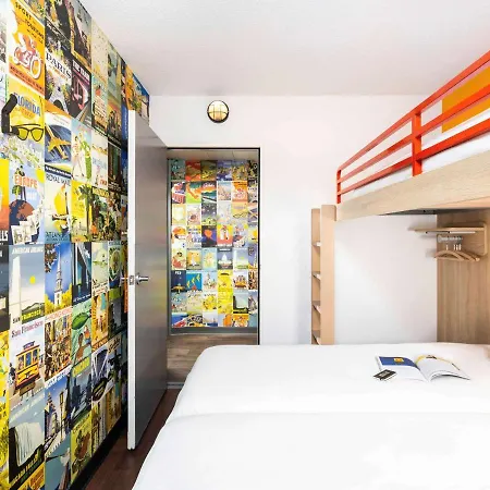 Hotelf1 Courtaboeuf Hotell *