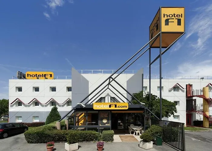 Hotelf1 Courtaboeuf Hotel *