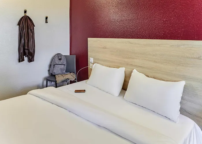 Hotel Hotelf1 Courtaboeuf