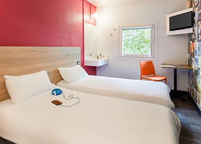 Hotelf1 Courtaboeuf Hotel